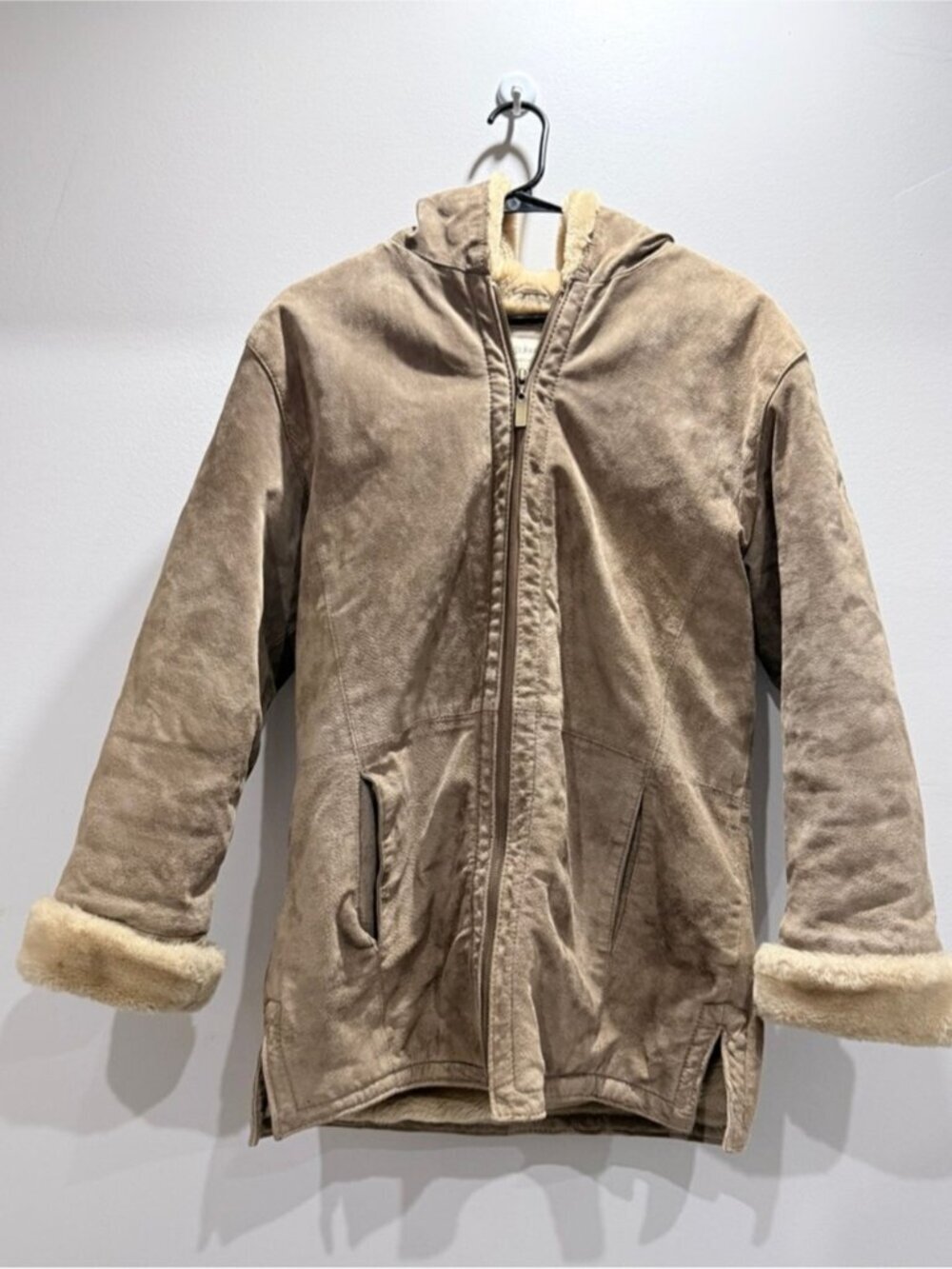 St. John’s Bay Faux Suede Sherpa Hooded Jacket Women’s Small Beige Taupe Coat - Picture 2 of 8
